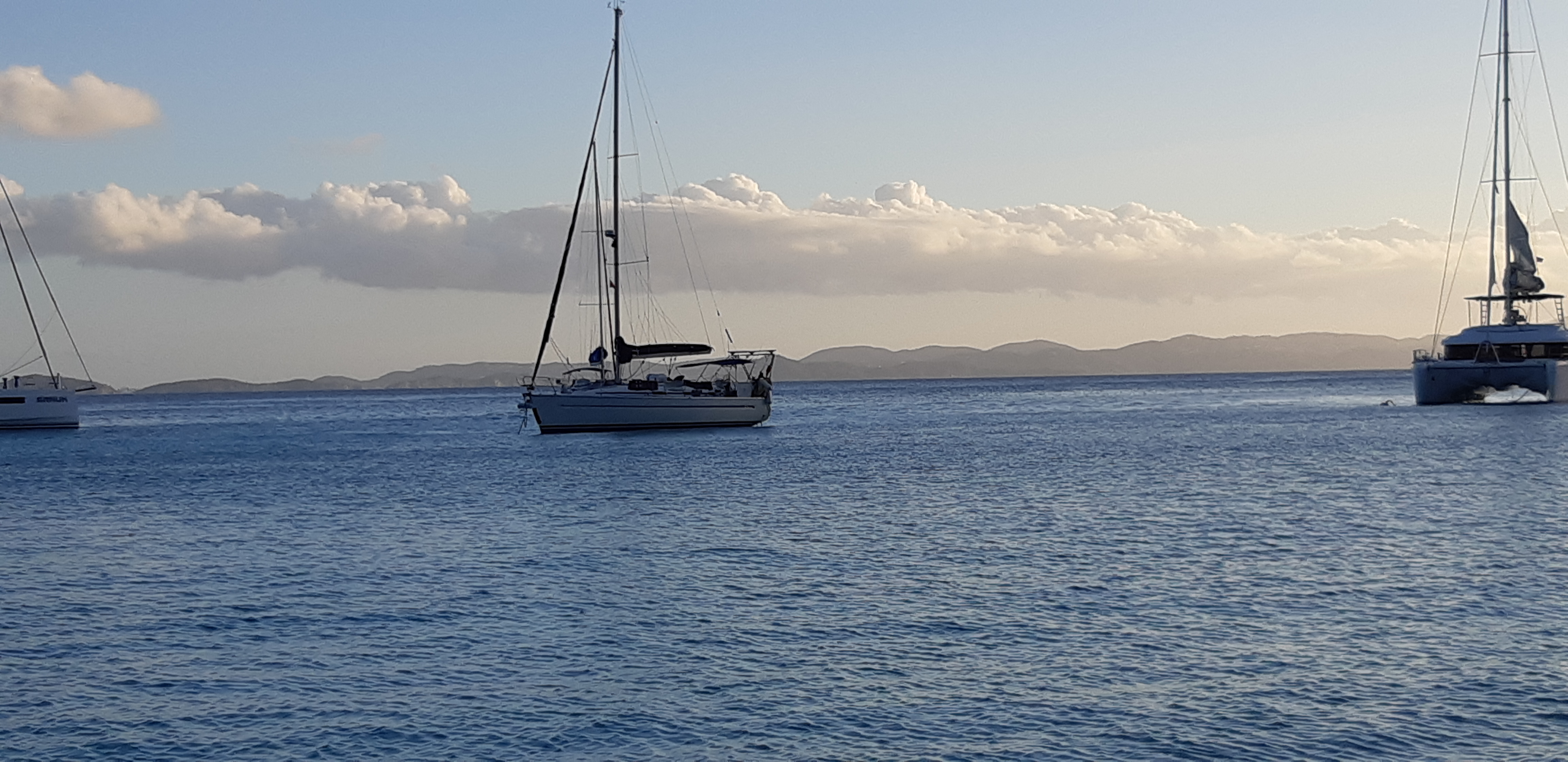 MARVEDA au mouillage